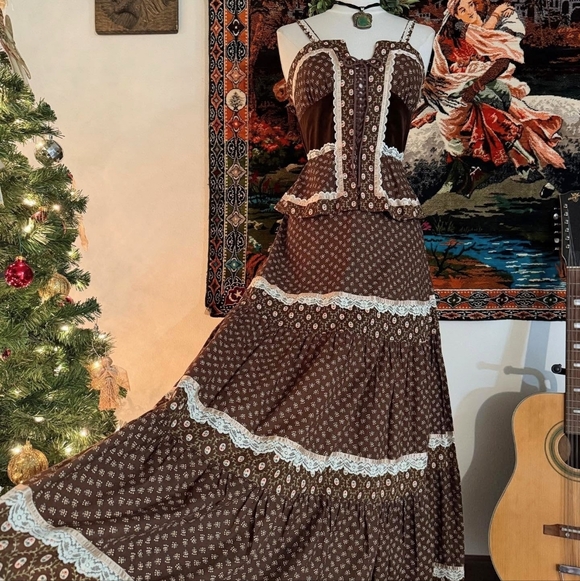 Gunne Sax by Jessica Dresses & Skirts - Vintage Brown Velvet Gunne Sax Corset Dress Size 5 (XXS-XS)